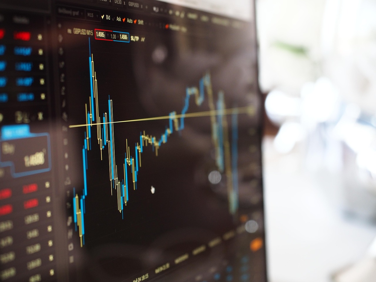 أسواق الأسهم الأمريكية تشهد تباينًا مع ارتفاع قطاع الرقائق المدعوم بالذكاء الاصطناعي وقفزة في أسعار النفط الخام